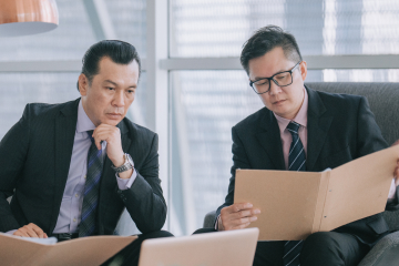 /Investment Banking