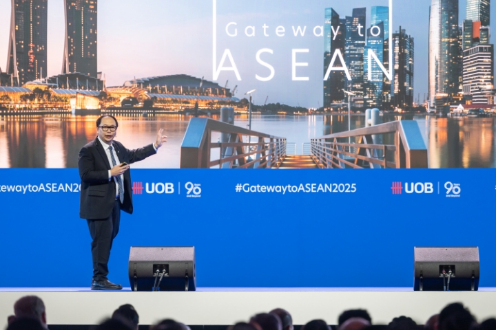 Enrico Tanuwidjaja on UOB GTA Paper