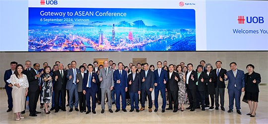 2024 - ASEAN: Crossroad to The World