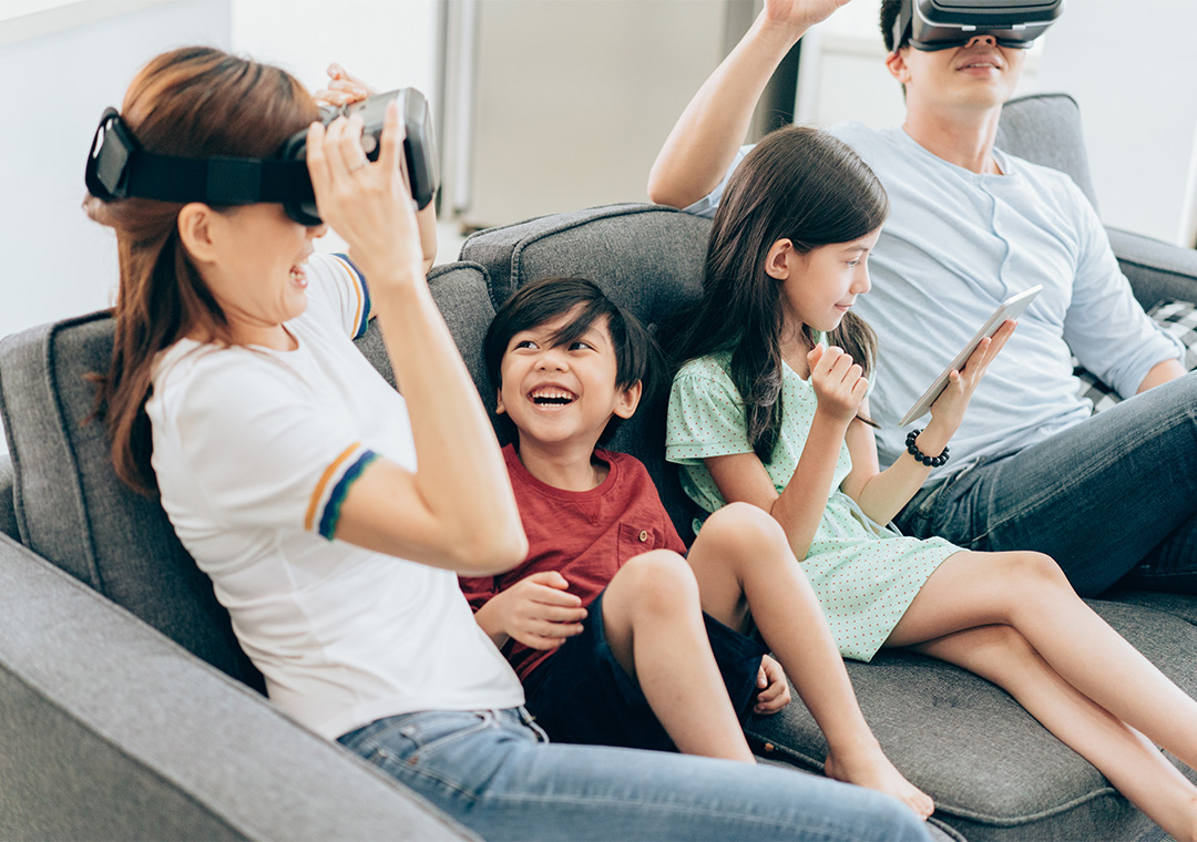 Get up to S$100 Cash Rebate when you spend at Singtel shops
