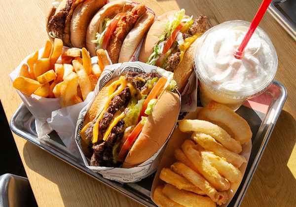 /Fatburger & Buffalo's
