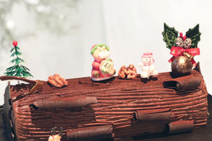 /Choc Truffle with Walnut Log Cake (800g)