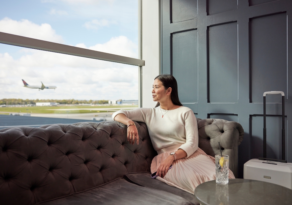 Complimentary airport lounge access for two when you apply for UOB FX+ Debit Card online.