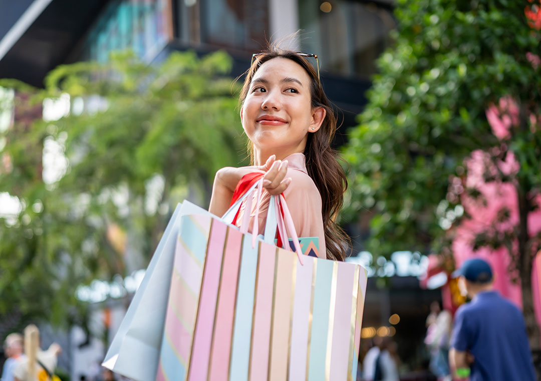 Highest limitless cashback*: Up to 2% cashback on your contactless spend