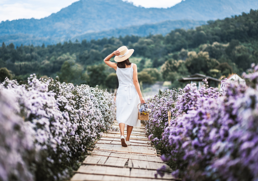Get up to S$100 worth of travel vouchers when you book with UOB Travel