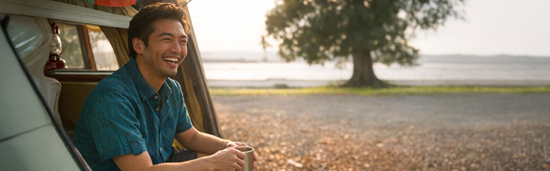 Earn miles with KrisFlyer UOB Account – lifestyle banner featuring travel rewards and overseas spending