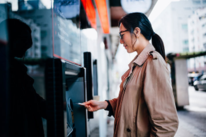 /S$5 cashback on overseas ATM withdrawals
