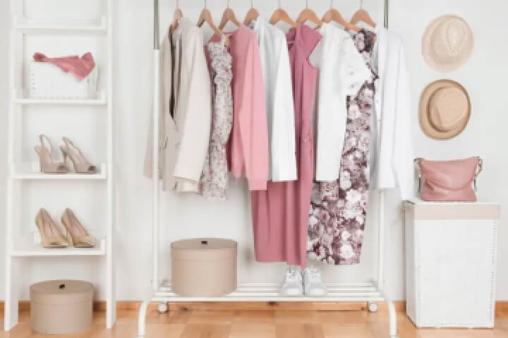 /How to put a capsule wardrobe together: Dressing to impress with fewer outfits