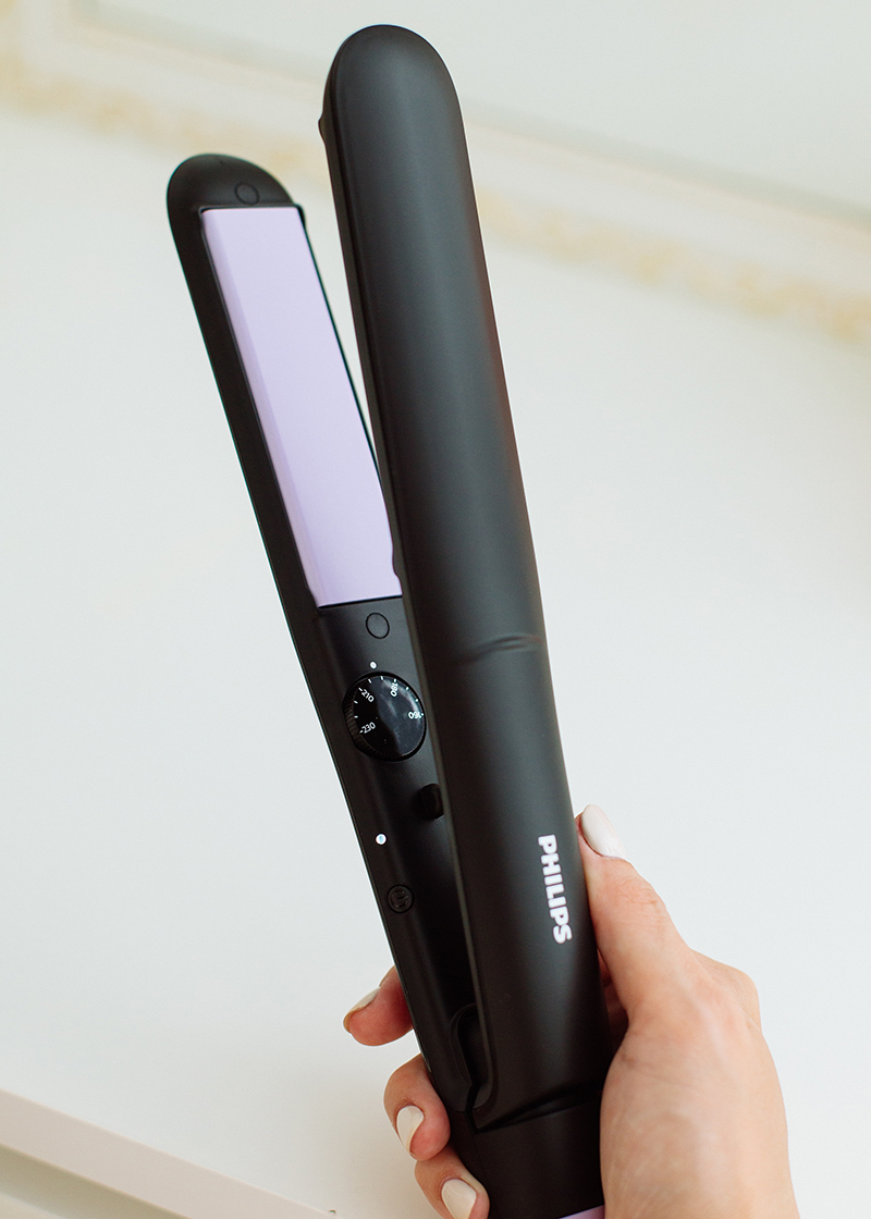 Philips StraightCare Essential ThermoProtect Straightener